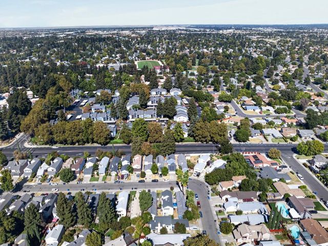 2183 Sandcastle Way, Sacramento, CA 95833
