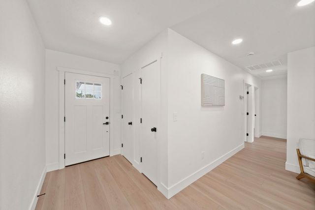3940 Ottomeyer Ct, North Highlands, CA 95660