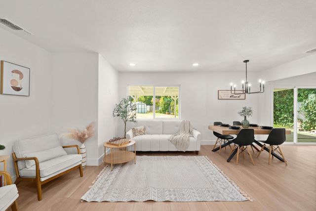 3940 Ottomeyer Ct, North Highlands, CA 95660