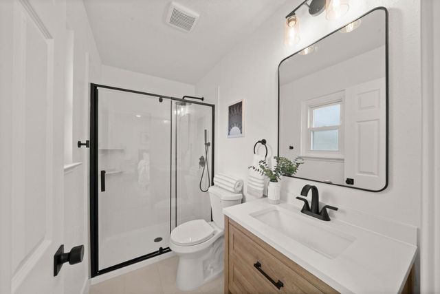 3940 Ottomeyer Ct, North Highlands, CA 95660