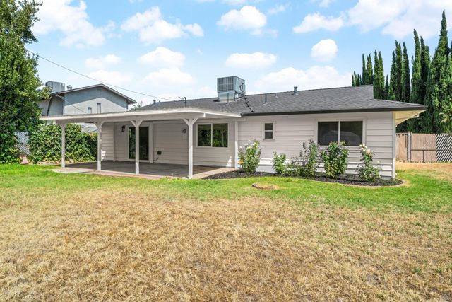 3940 Ottomeyer Ct, North Highlands, CA 95660