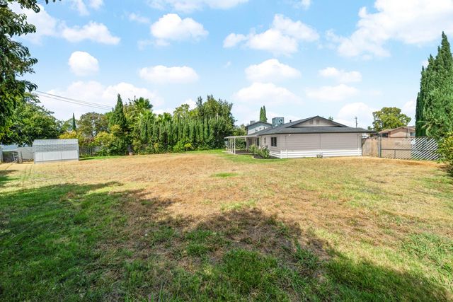 3940 Ottomeyer Ct, North Highlands, CA 95660