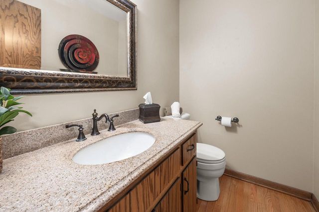 W233N7065 Blacksmith COURT, Sussex, WI 53089