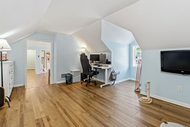 18 Meetinghouse Road, Keene, NH 03431