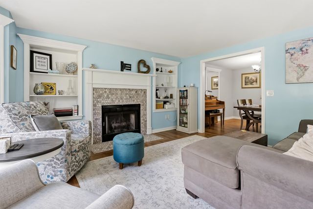18 Meetinghouse Road, Keene, NH 03431