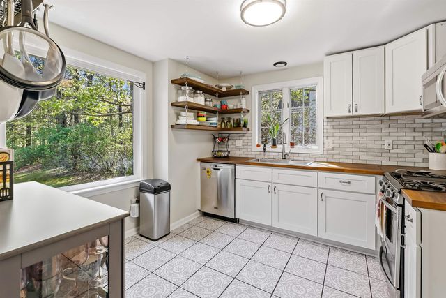 18 Meetinghouse Road, Keene, NH 03431