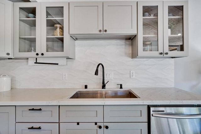 855 Brookline Drive E, Sunnyvale, CA 94087