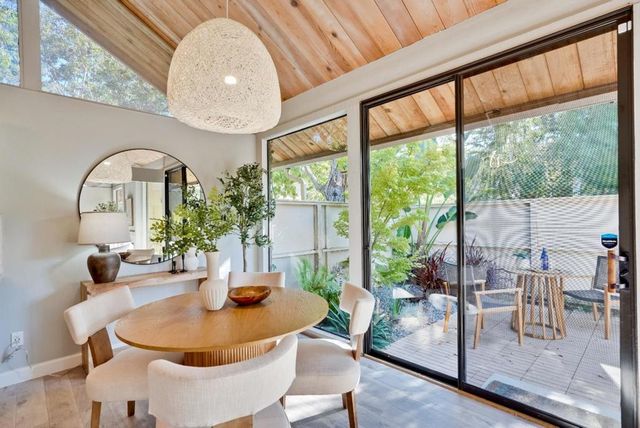 855 Brookline Drive E, Sunnyvale, CA 94087
