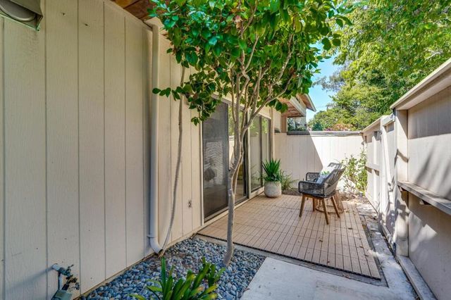 855 Brookline Drive E, Sunnyvale, CA 94087