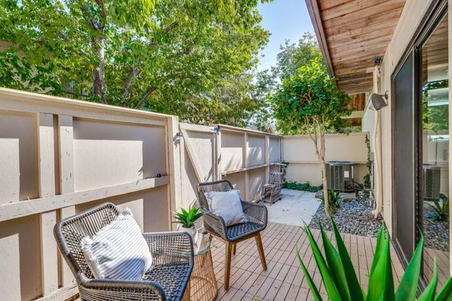 855 Brookline Drive E, Sunnyvale, CA 94087