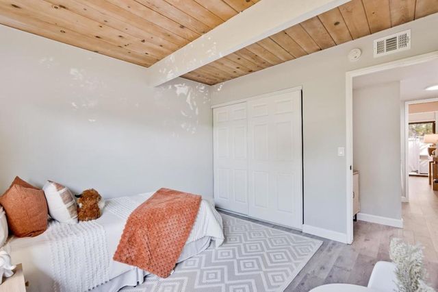 855 Brookline Drive E, Sunnyvale, CA 94087