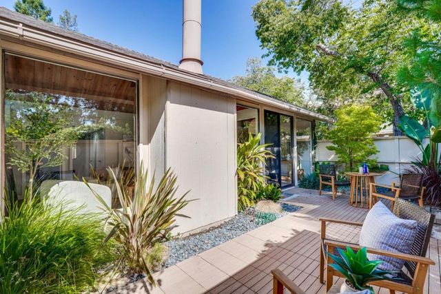 855 Brookline Drive E, Sunnyvale, CA 94087