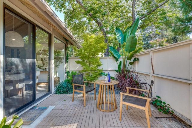 855 Brookline Drive E, Sunnyvale, CA 94087