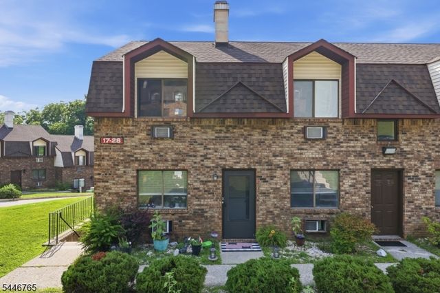 17 Great Gorge Ter, Vernon Twp., NJ 07462