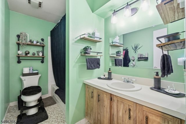 17 Great Gorge Ter, Vernon Twp., NJ 07462