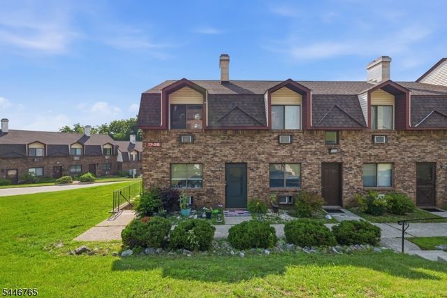 17 Great Gorge Ter, Vernon Twp., NJ 07462