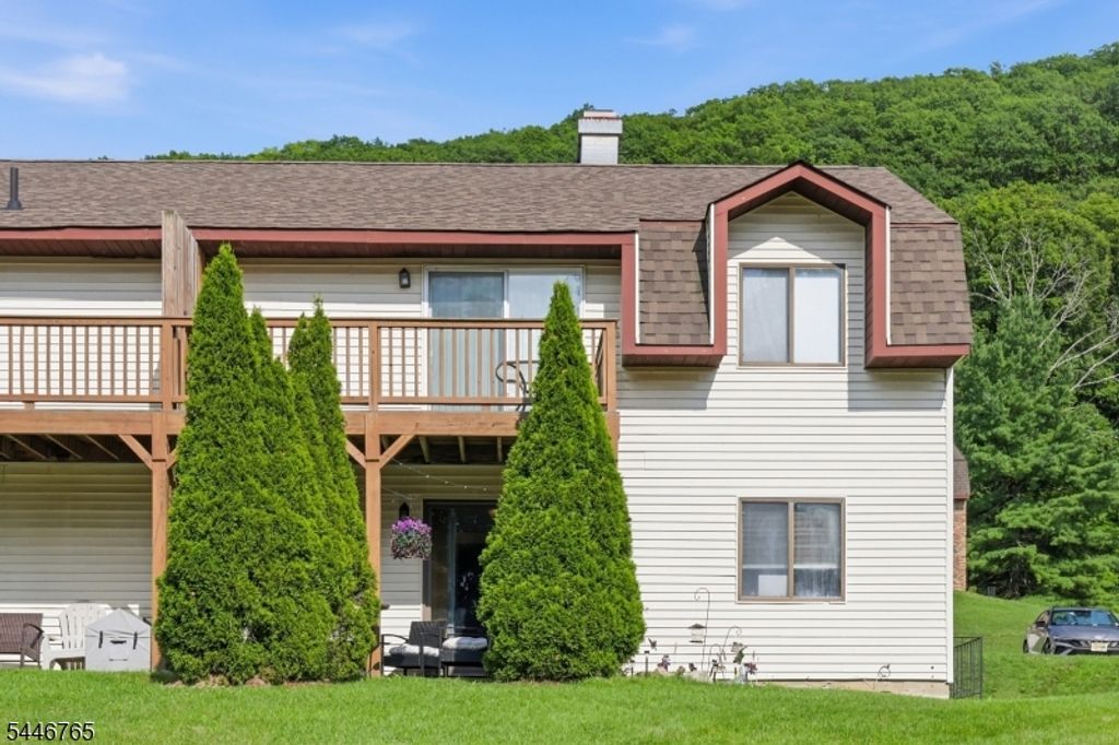 17 Great Gorge Ter, Vernon Twp., NJ 07462