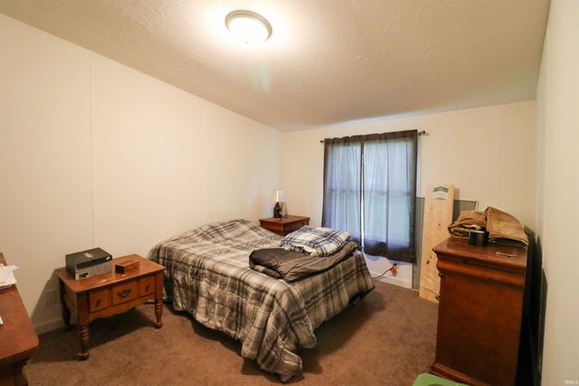 226 S Manor Avenue, Albany, IN 47320