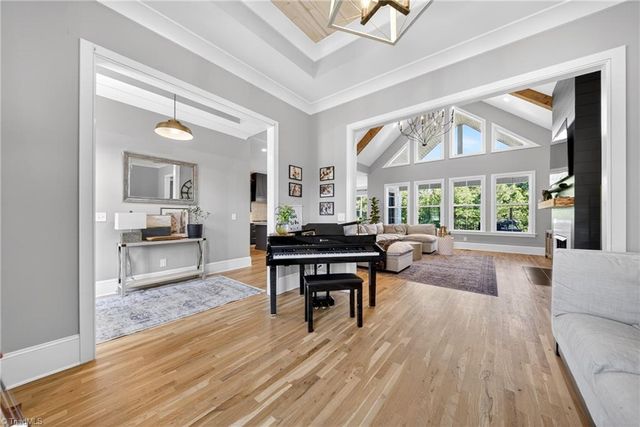402 Mitchells Landing Way, Greensboro, NC 27455