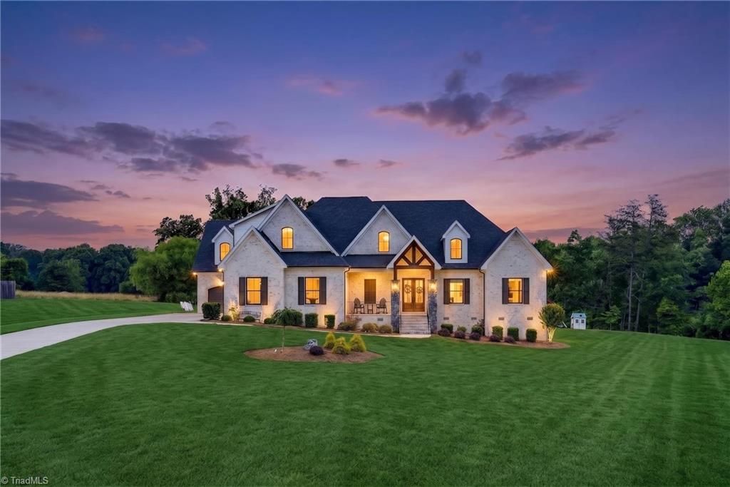 402 Mitchells Landing Way, Greensboro, NC 27455