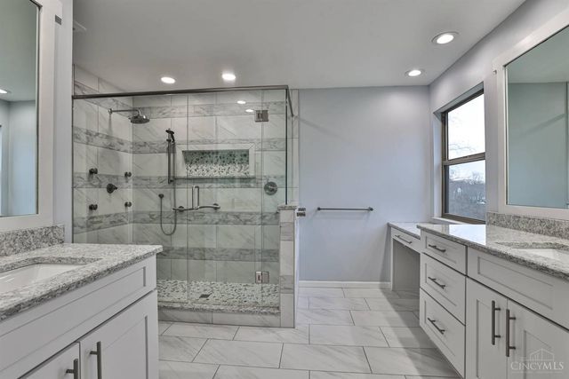 1118 Glen Echo Lane, Miami Twp, OH 45150