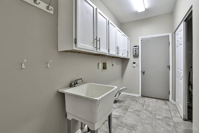 1118 Glen Echo Lane, Miami Twp, OH 45150