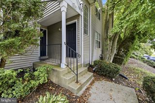 319 CASHEL CT #319, Aston, PA 19014