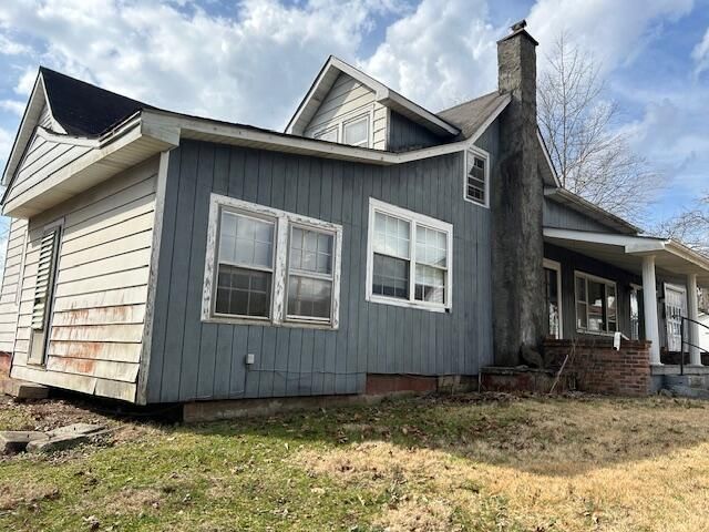 40 Fork Field Road, Oneida, KY 40972