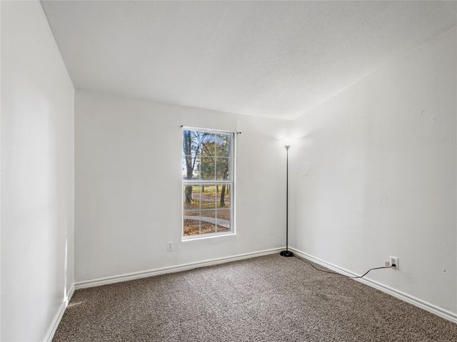 202 Forgotten Lane, Mabank, TX 75156