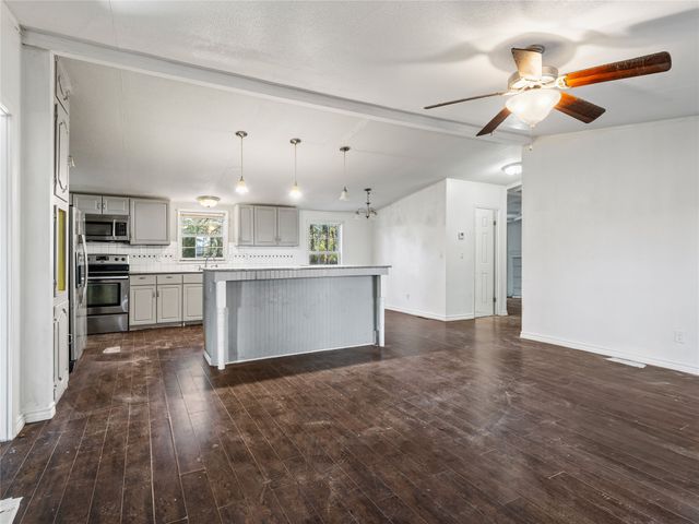 202 Forgotten Lane, Mabank, TX 75156