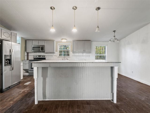 202 Forgotten Lane, Mabank, TX 75156