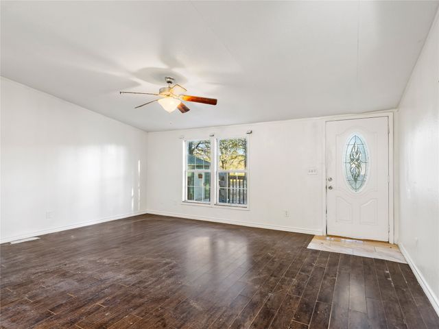 202 Forgotten Lane, Mabank, TX 75156