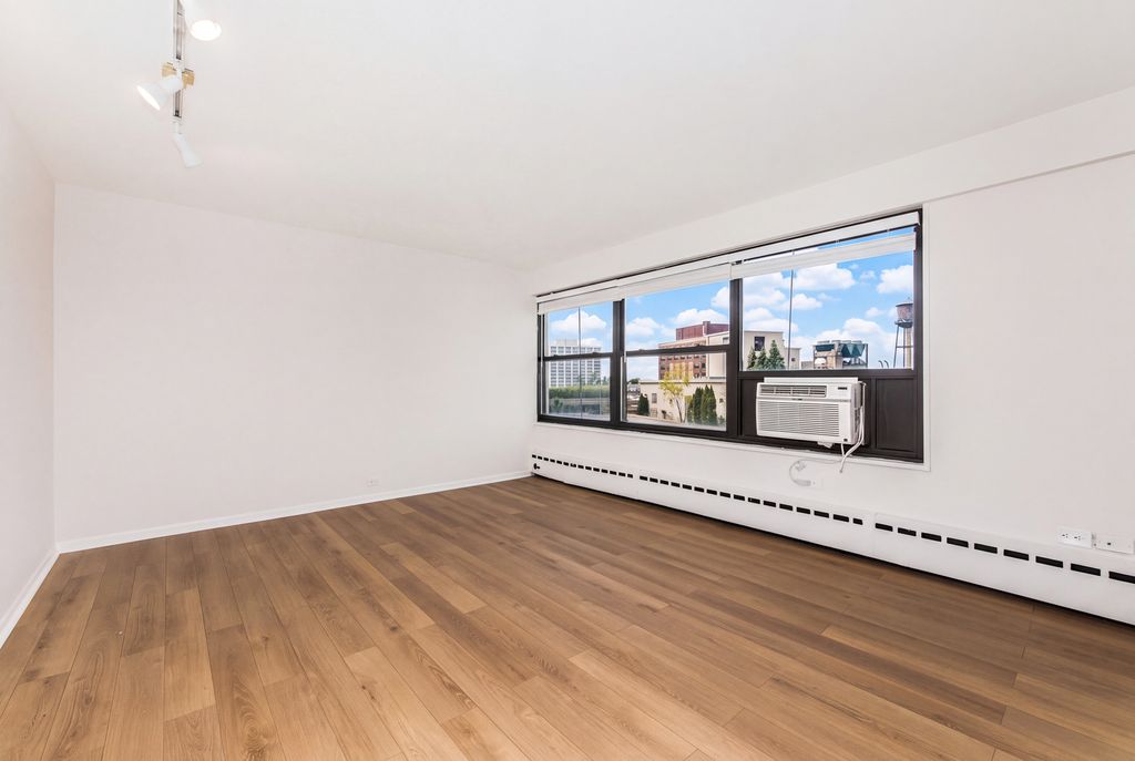 3410 N Lake Shore Drive 15G, Chicago, IL 60657 — photo 4