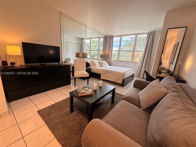 100 Lincoln Rd 314A, Miami Beach, FL 33139