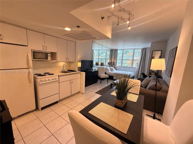 100 Lincoln Rd 314A, Miami Beach, FL 33139