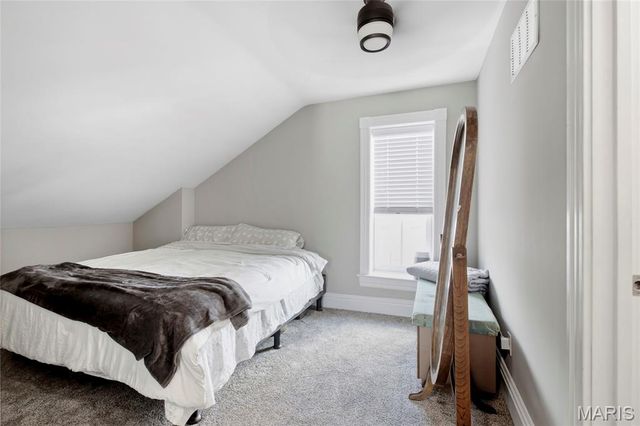 2106 S 8th Street, St Louis, MO 63104