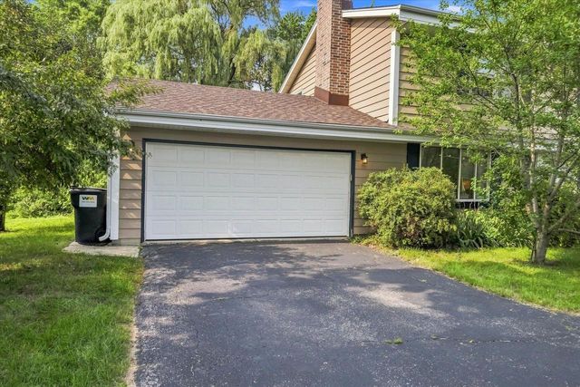 11145 N Riverland COURT, Mequon, WI 53092