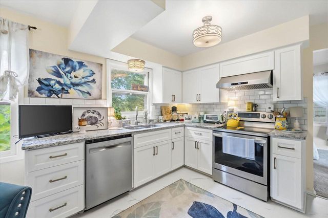 11145 N Riverland COURT, Mequon, WI 53092