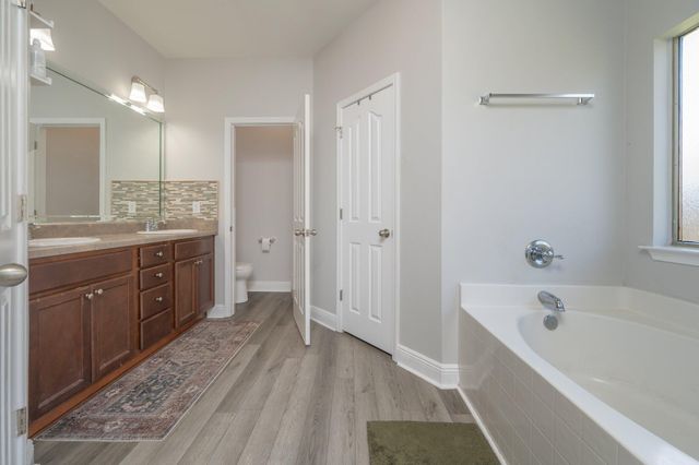 138 Crab Apple Avenue, Crestview, FL 32536