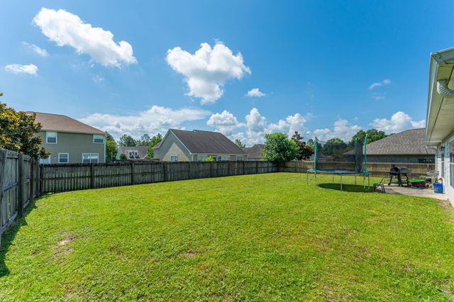 138 Crab Apple Avenue, Crestview, FL 32536