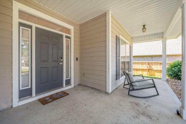 138 Crab Apple Avenue, Crestview, FL 32536