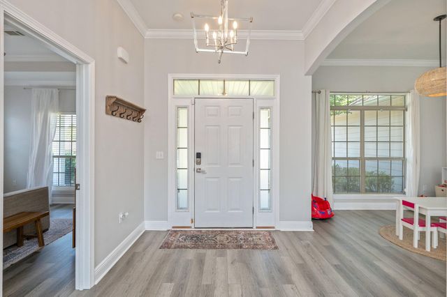 138 Crab Apple Avenue, Crestview, FL 32536