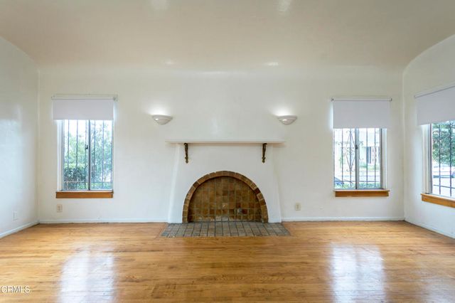 3201 W 21st Street, Los Angeles, CA 90018