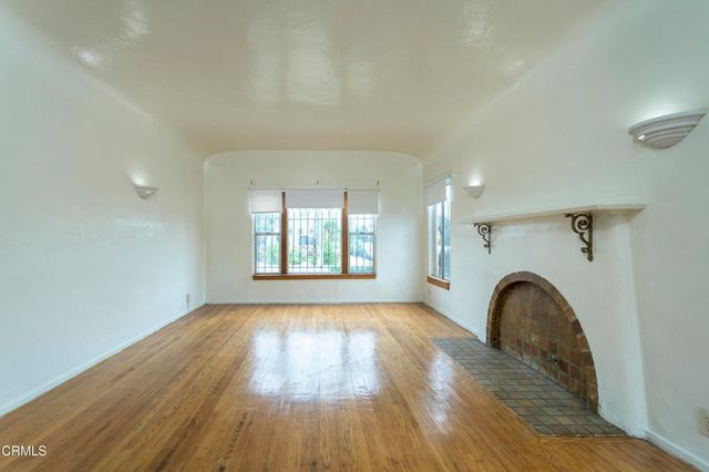 3201 W 21st Street, Los Angeles, CA 90018