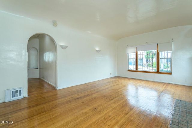 3201 W 21st Street, Los Angeles, CA 90018