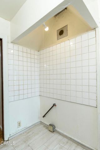 3201 W 21st Street, Los Angeles, CA 90018