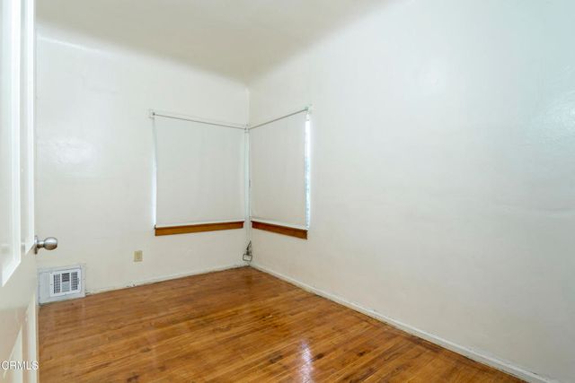3201 W 21st Street, Los Angeles, CA 90018