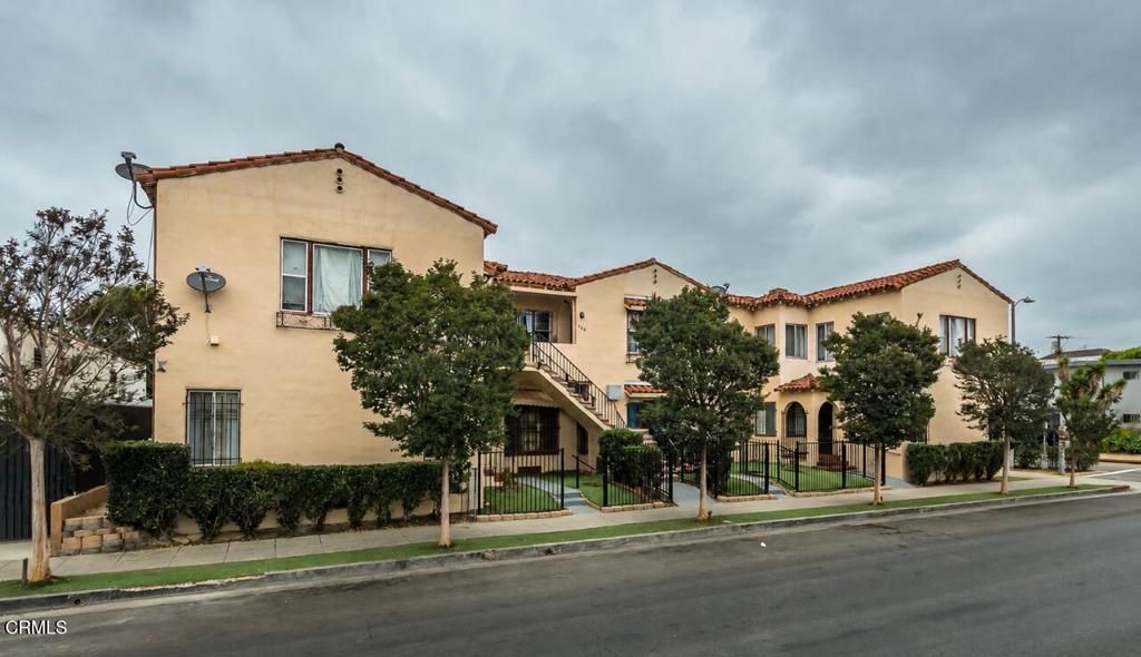 3201 W 21st Street, Los Angeles, CA 90018