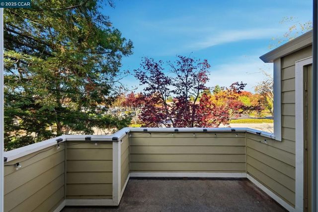 130 Reflections Dr 28, San Ramon, CA 94583