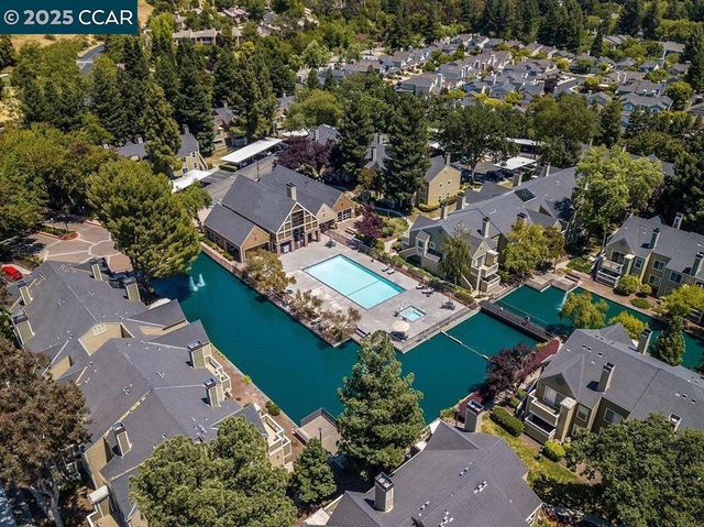 130 Reflections Dr 28, San Ramon, CA 94583